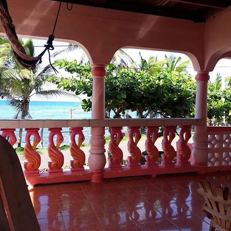 Corn Island Hostal Alal Suite North End 外观 照片